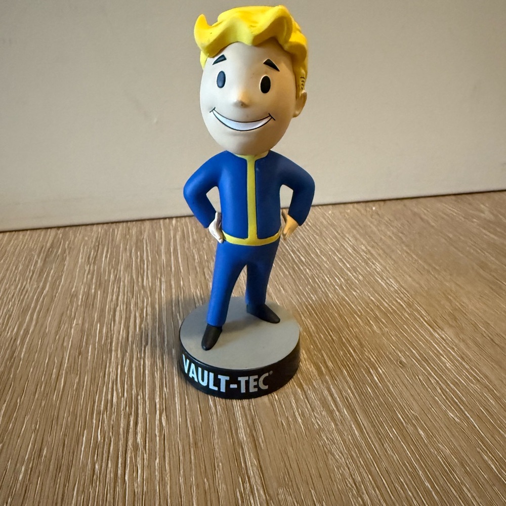 Fallout vault boy bobble head